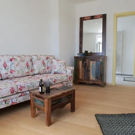 Art Goldener Loewe Apartamento