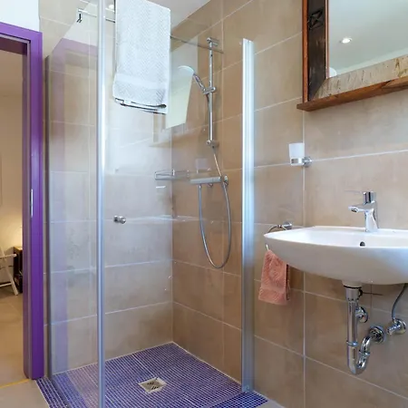 Art Goldener Loewe Apartamento